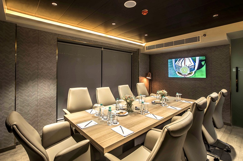 Maple Boardroom